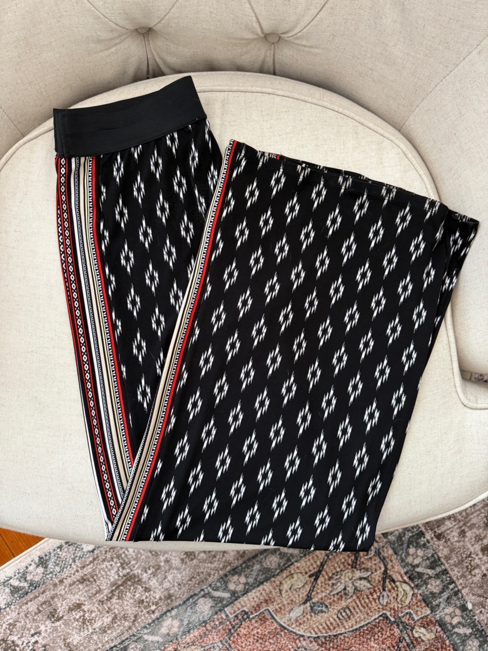 White House Black Market Printed Wide Leg Pants Size Small